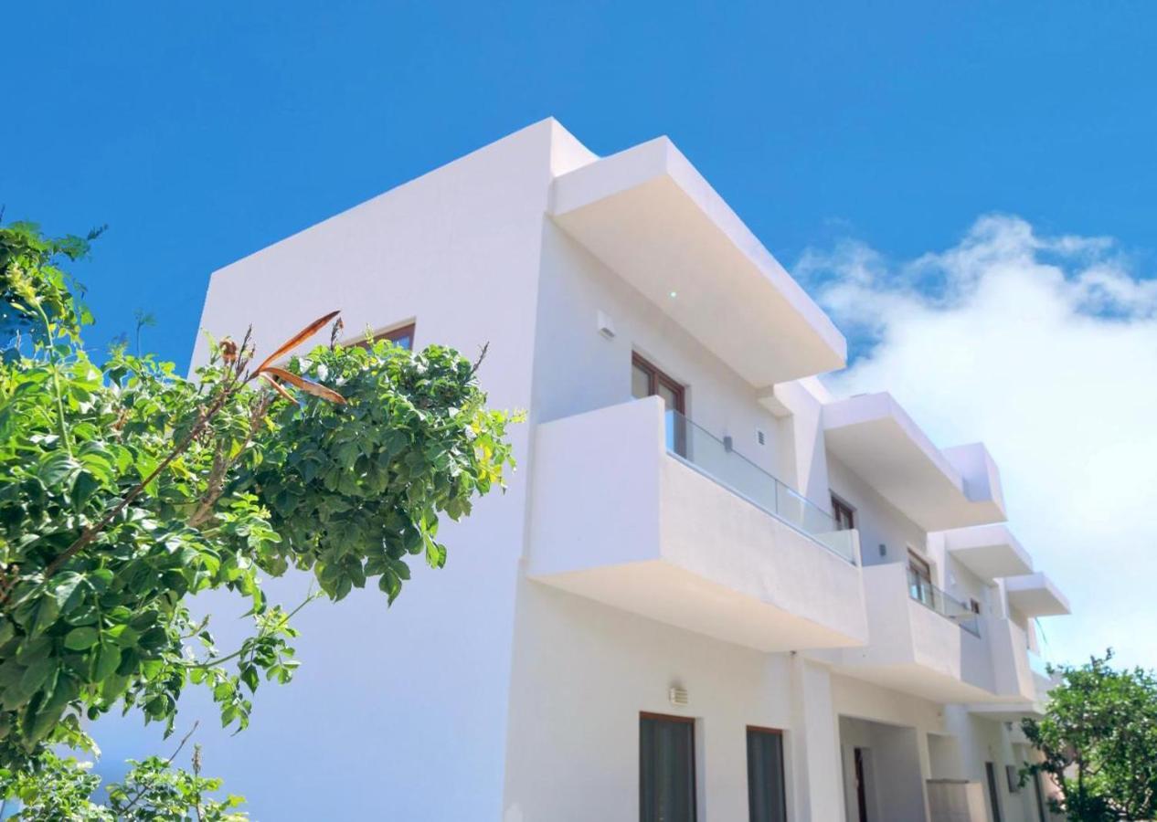 Elmaral Living Experience "Adults Only" Apartman Ajía Pelajía Kültér fotó