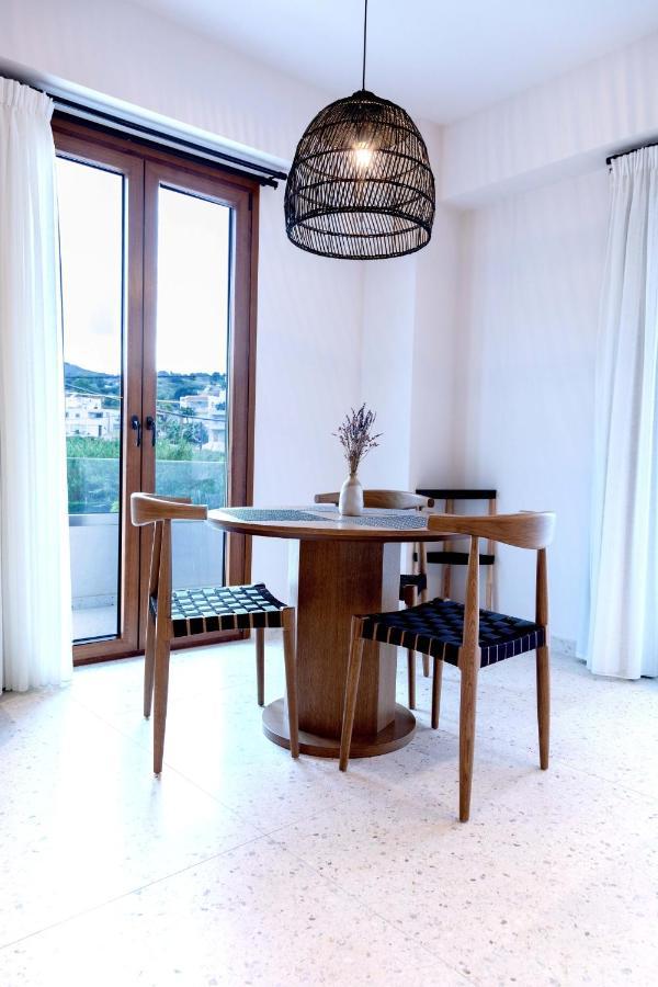 Elmaral Living Experience "Adults Only" Apartman Ajía Pelajía Kültér fotó
