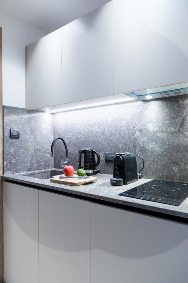 Elmaral Living Experience "Adults Only" Apartman Ajía Pelajía Kültér fotó