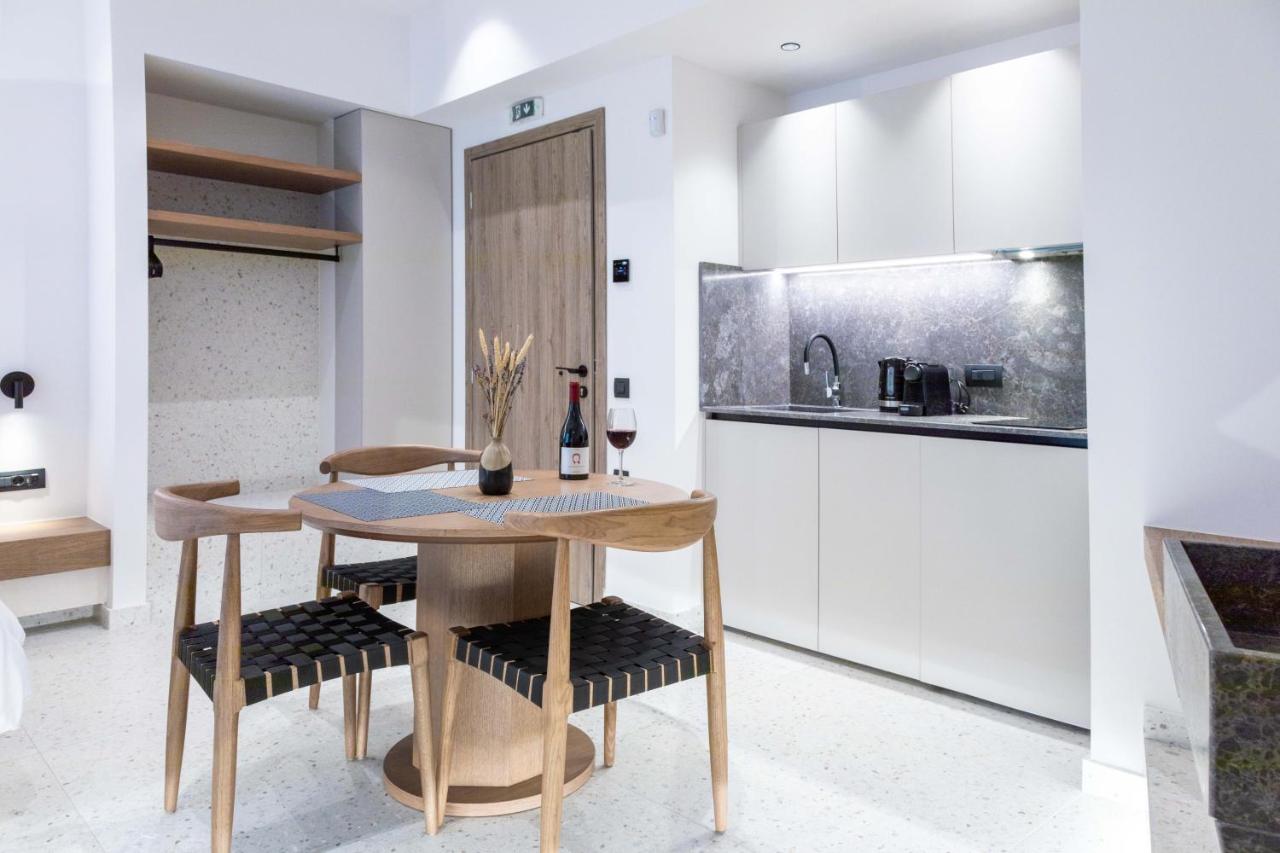 Elmaral Living Experience "Adults Only" Apartman Ajía Pelajía Kültér fotó