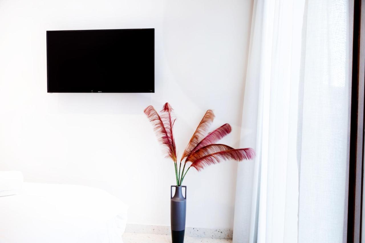 Elmaral Living Experience "Adults Only" Apartman Ajía Pelajía Kültér fotó