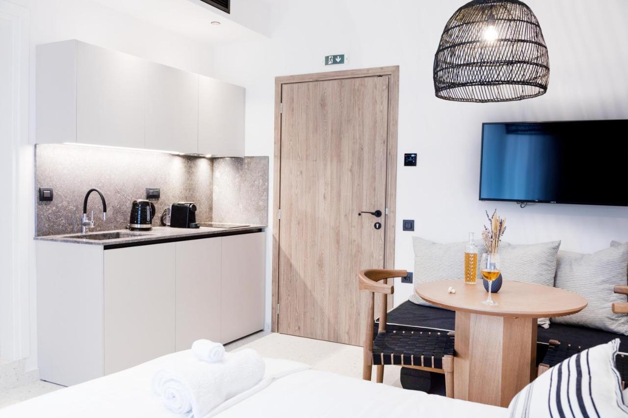 Elmaral Living Experience "Adults Only" Apartman Ajía Pelajía Kültér fotó