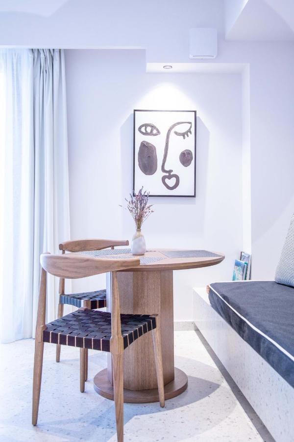 Elmaral Living Experience "Adults Only" Apartman Ajía Pelajía Kültér fotó