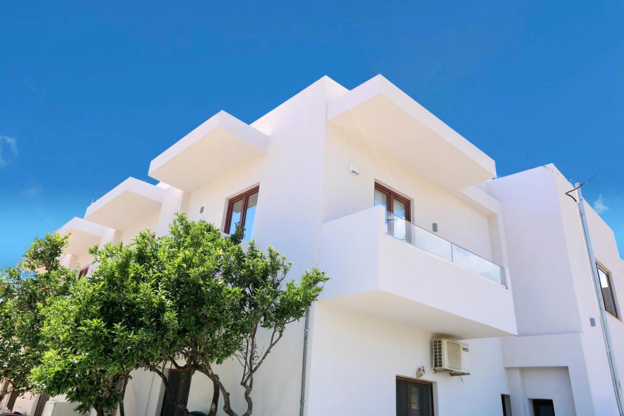 Elmaral Living Experience "Adults Only" Apartman Ajía Pelajía Kültér fotó